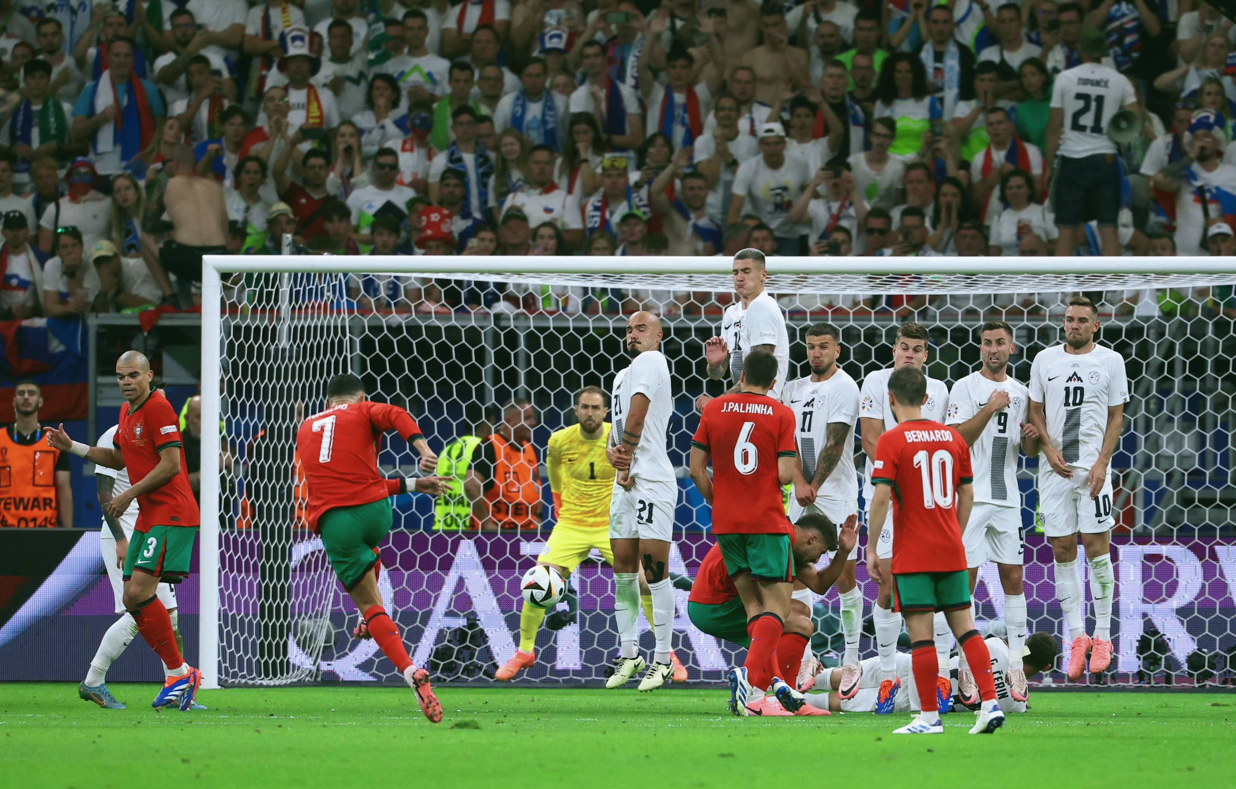 开云体育app-葡萄牙队在比赛中表现出色，晋级八强赛的简单介绍