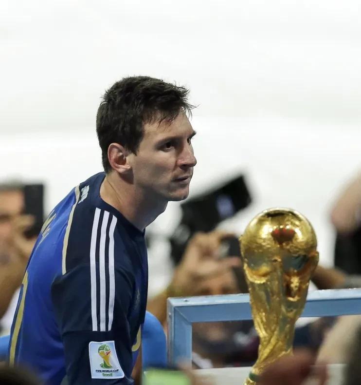 巴萨惨遭淘汰,梅西再度无缘捧杯的简单介绍 巴萨惨遭淘汰,梅西再度无缘捧杯的简单介绍