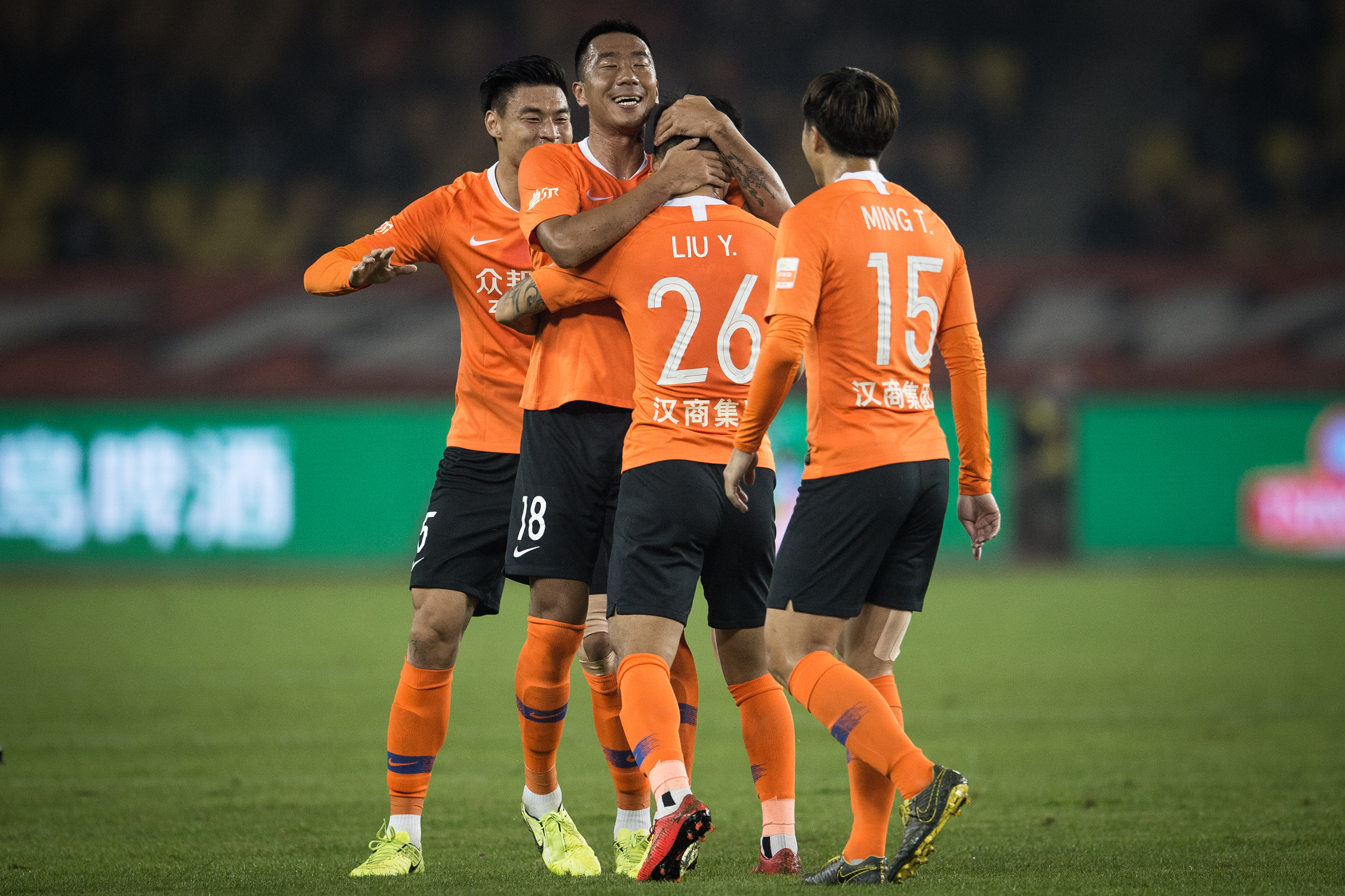 包含广州富力在主场比赛中奏凯,再次证明自己的词条 包含广州富力在主场比赛中奏凯,再次证明自己的词条