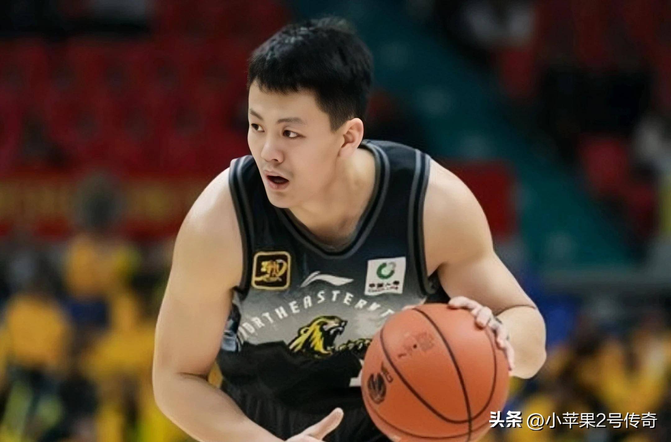 吉林男篮在关键时刻迅速反击,成功赢得比赛 吉林男篮在关键时刻迅速反击,成功赢得比赛