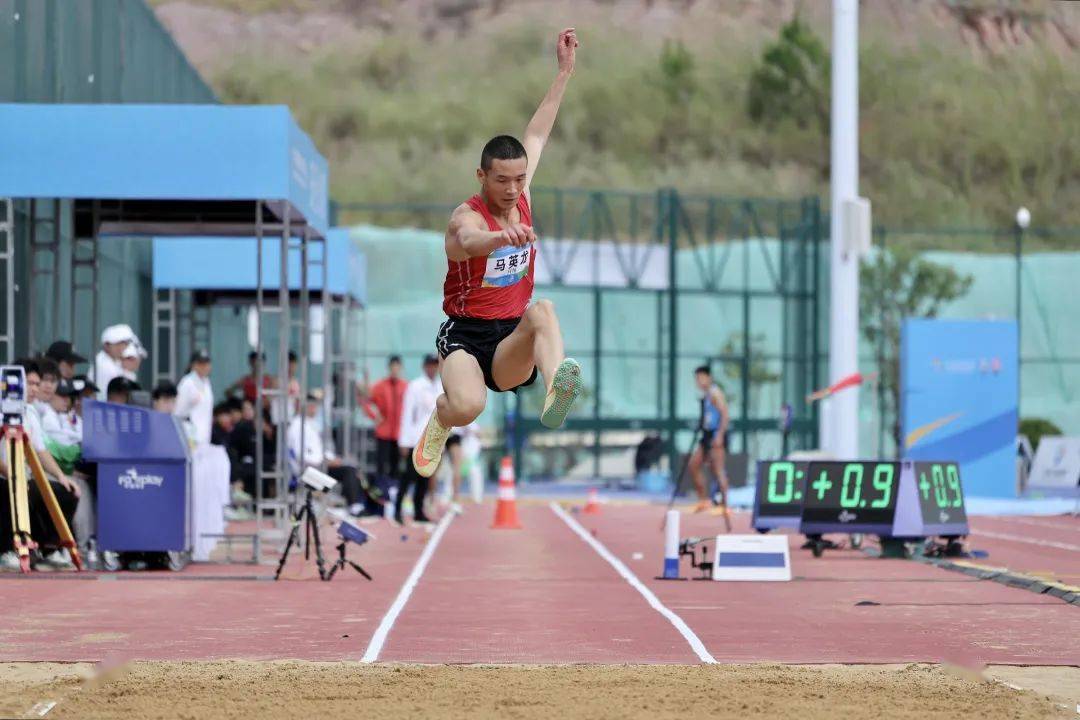 包含韩国田径联赛拉开帷幕,朝鲜选手斩获金牌的词条 包含韩国田径联赛拉开帷幕,朝鲜选手斩获金牌的词条