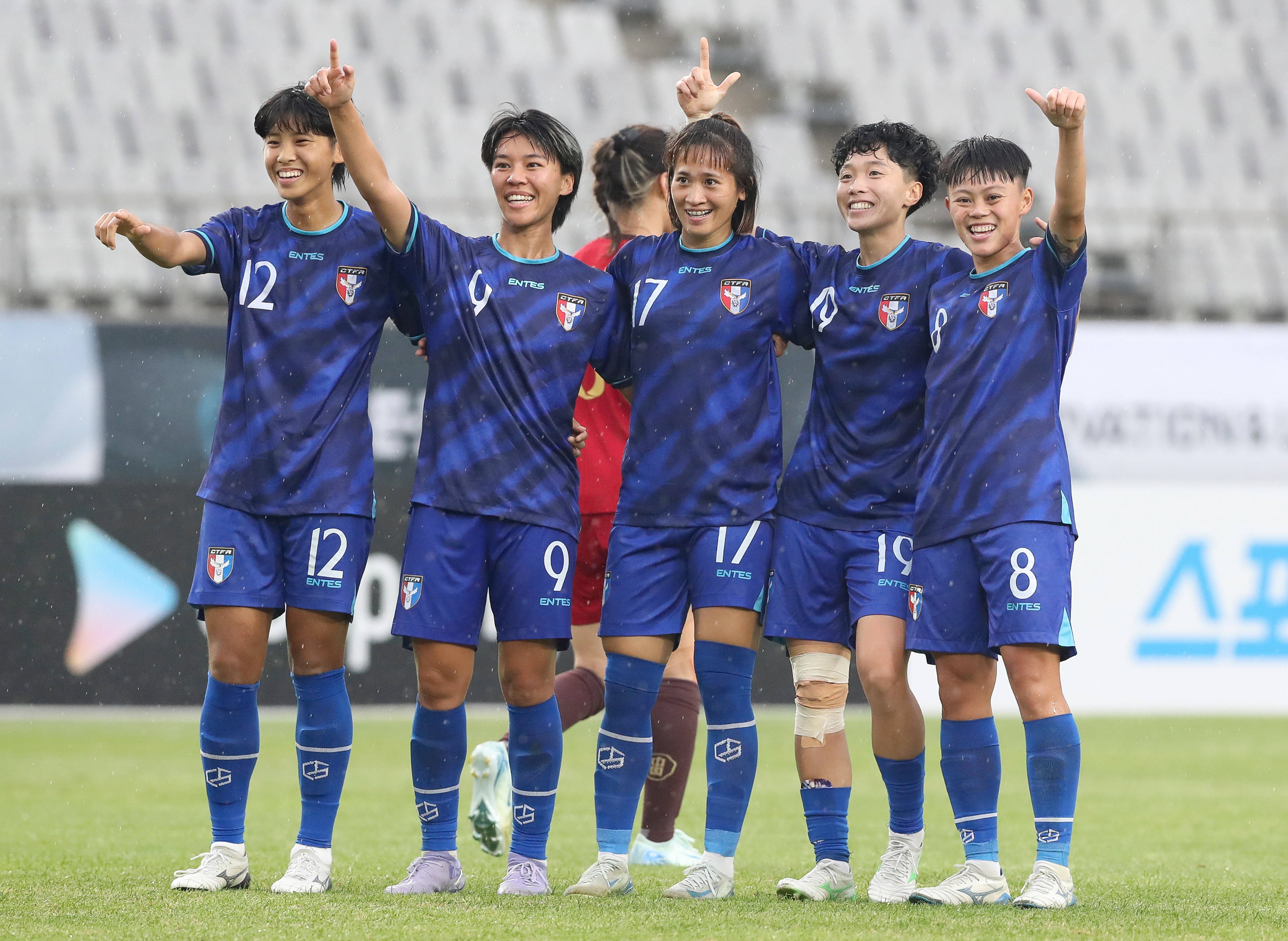 国际足坛关注女足表现,中国队迎战 国际足坛关注女足表现,中国队迎战