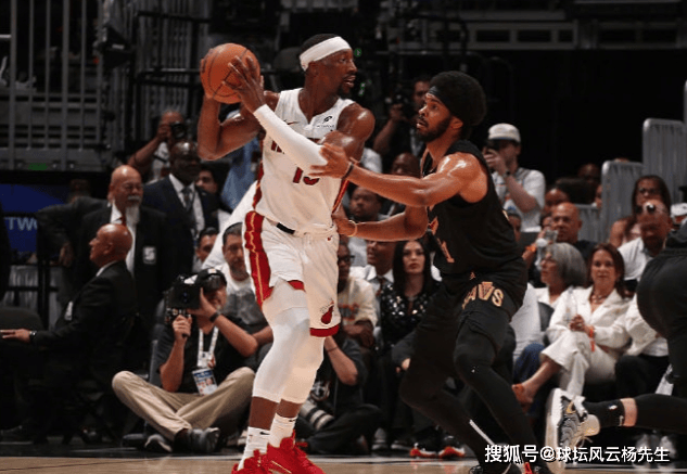 开云体育官网-骑士横扫尼克斯，安德森全场砍下全队最高得分