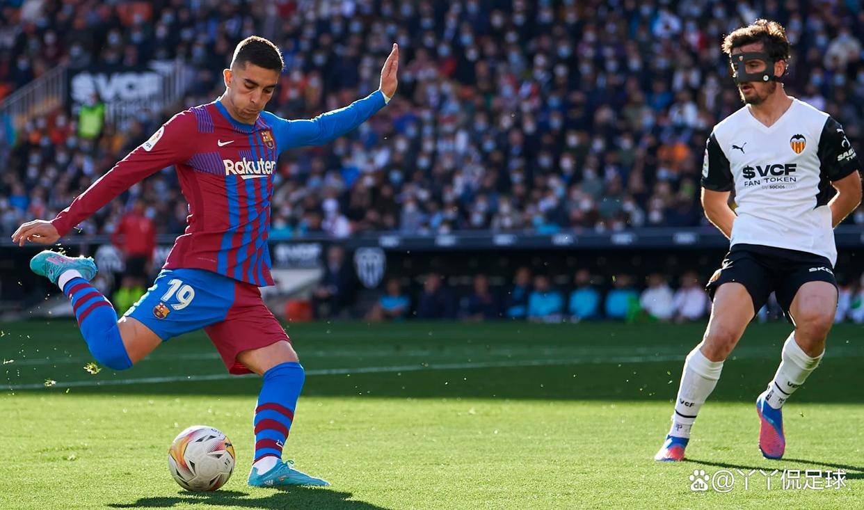 瓦伦西亚爆冷取胜皇家社会,止住连败势头 瓦伦西亚爆冷取胜皇家社会,止住连败势头