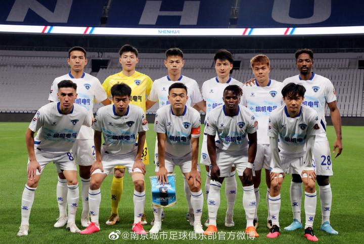 重庆力求客场三分，追赶领先的简单介绍