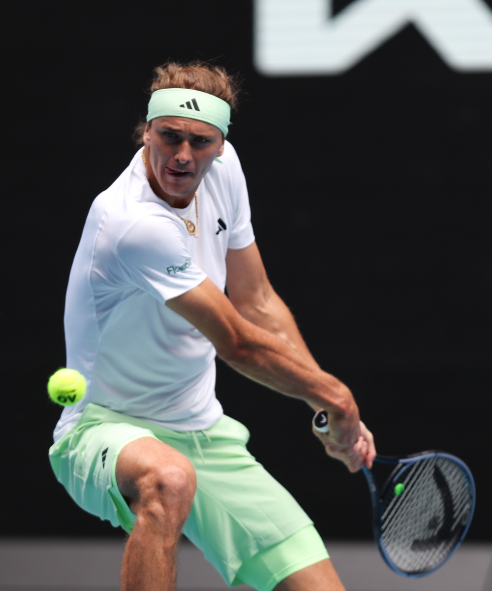 关于英国网球队逆转日本网球队,兹维列夫绝境逆转的信息 关于英国网球队逆转日本网球队,兹维列夫绝境逆转的信息