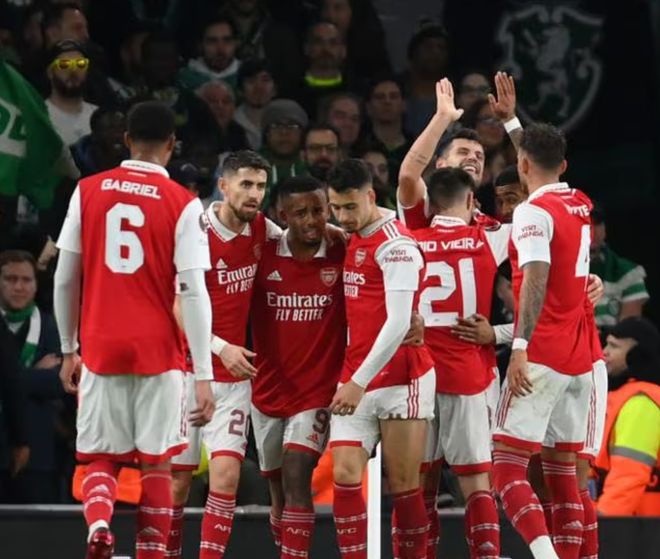 尤文逆转奥地利，马丁内利扛起全队